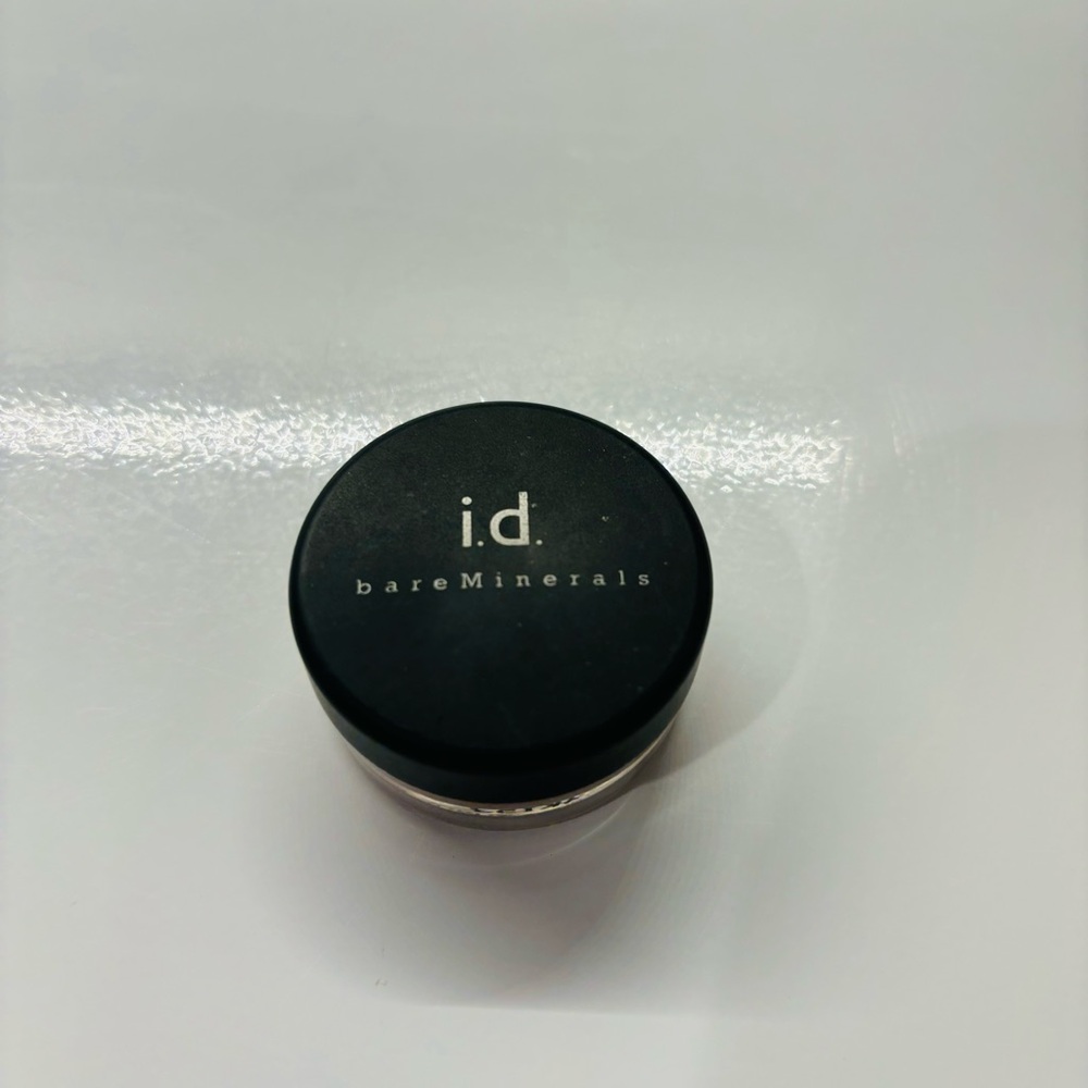 Bare Minerals face color, True, .02oz